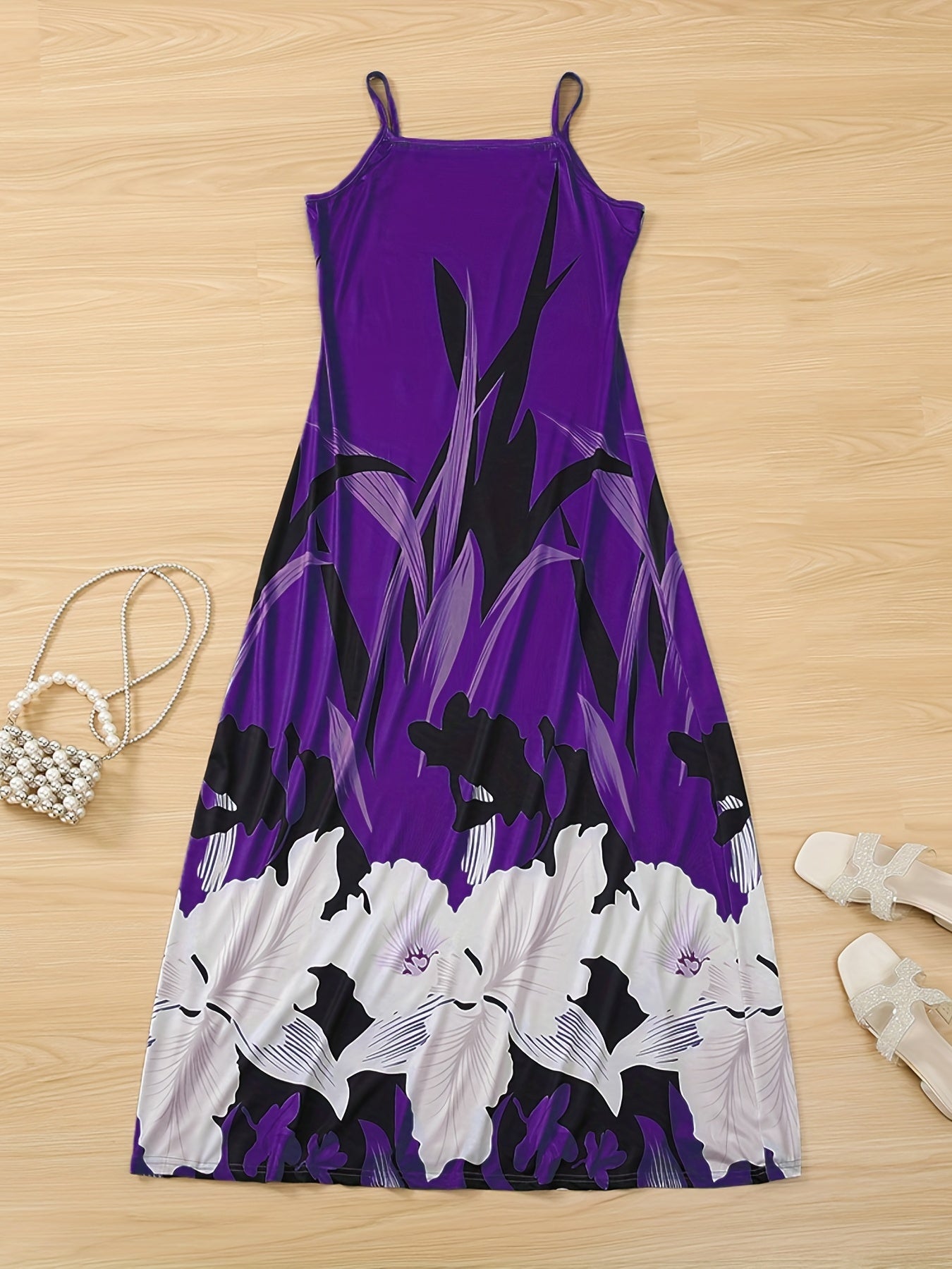 Robe à fines bretelles à imprimé fleuri - Polyvalente et élégante