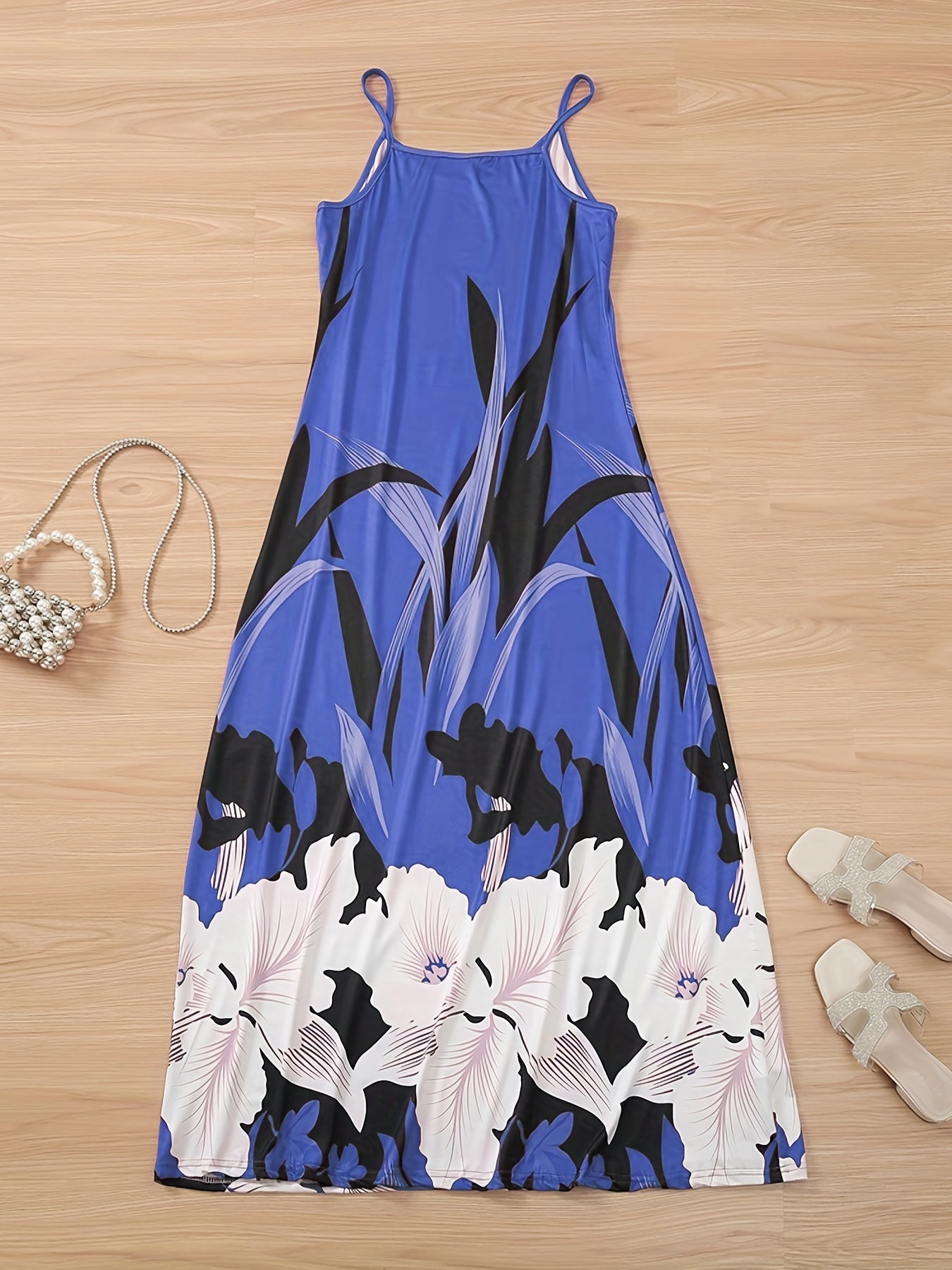 Robe à fines bretelles à imprimé fleuri - Polyvalente et élégante